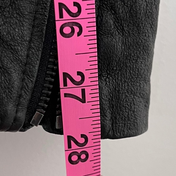 RACHEL by Rachel Roy,Size:M, Cropped Leather Jacket, Crinkled - Picture 12 of 14